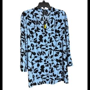 Investments Caroline Blue and Black vine Print Blouse NWT size 2X Pit